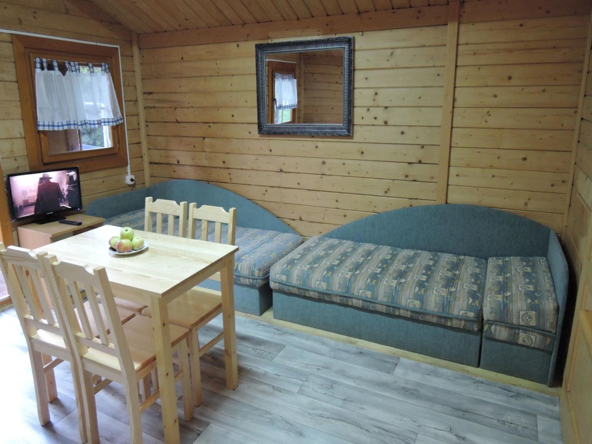 Bungalow In Lubin At 300 M From The Lake Exterior foto